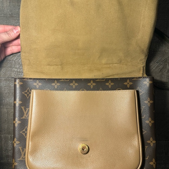 Louis Vuitton Monogram Marignan Leather Handbag - Picture 5 of 15